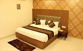 Hotel Delite Grand Jabalpur